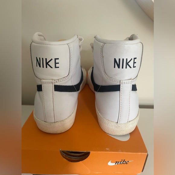 Nike Blazer Mid 77 - Picture 4 of 6